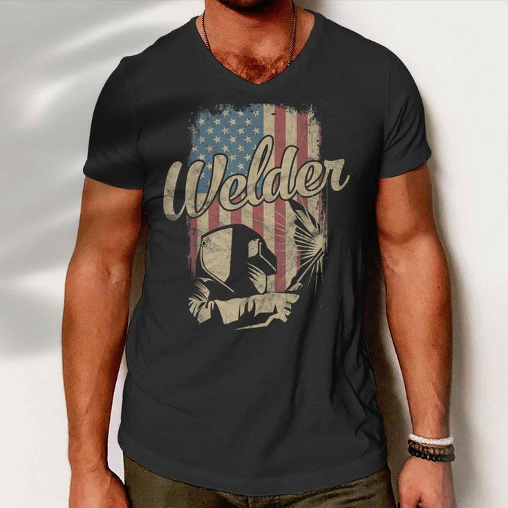 Welder American Flag Welding Gift Usa Patriotic Retro Helmet V2 Men V-Neck Tshirt
