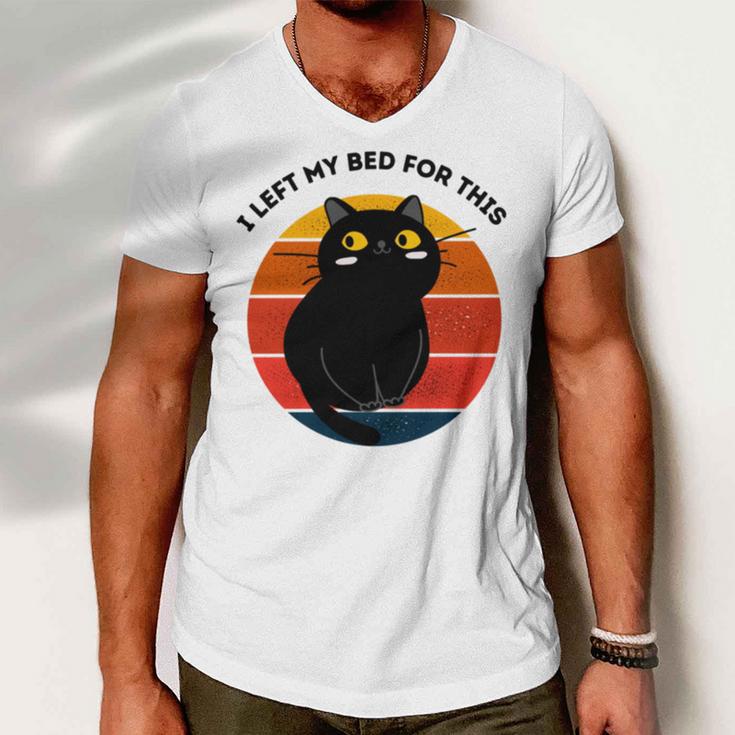 Funny Vintage Black Cat I Left My Bed For This Men V-Neck Tshirt