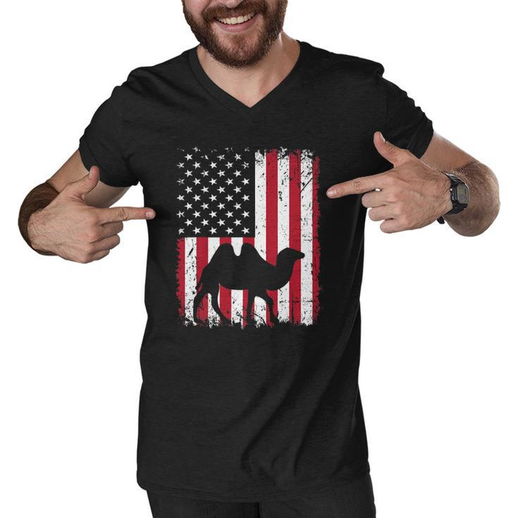 American Flag Camel Animal Vintage 4Th Of July Gift Men V-Neck Tshirt