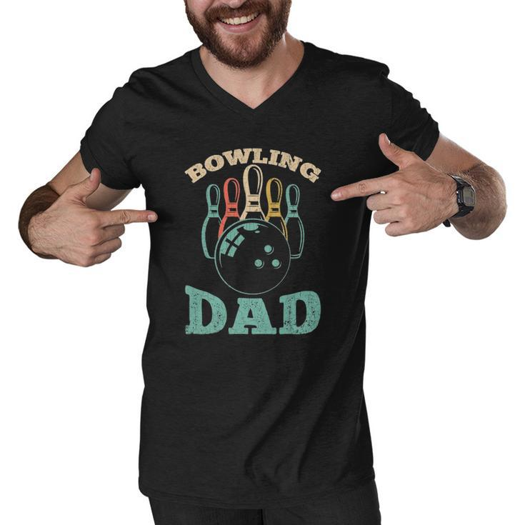 Bowling Dad Funny Bowler Graphic For Fathers Day Men V-Neck Tshirt