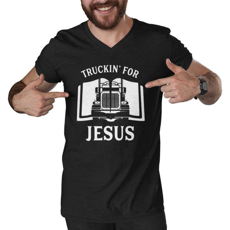 Christian Trucker Truckin For Jesus Truck Driver Men V-Neck Tshirt