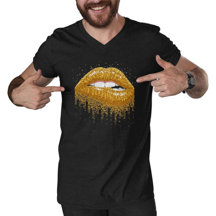 Cool Lips Bite Kiss Me -Gold Sparkle- Sexy Lips Gift Men V-Neck Tshirt