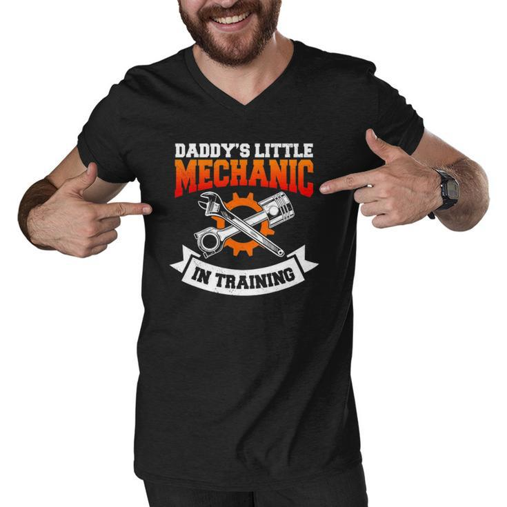 Daddys Little Mechanic In Training Automotive Technician Men V-Neck Tshirt