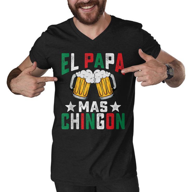 El Papa Mas Chingon Funny Mexican Dad Husband Regalo Flag V2 Men V-Neck Tshirt