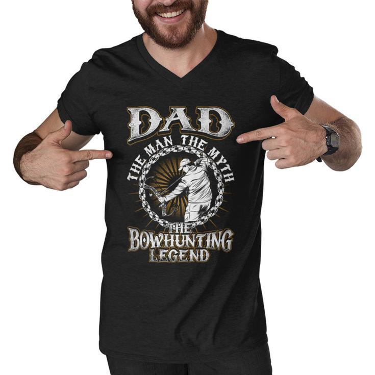 Father Grandpa Dadthe Bowhunting Legend S73 Family Dad Men V-Neck Tshirt