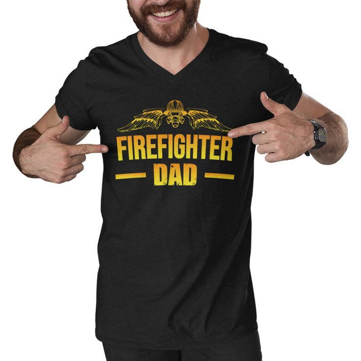 Firefighter Dad Fathers Day Gift Idea For Fireman Dad Men V-Neck Tshirt