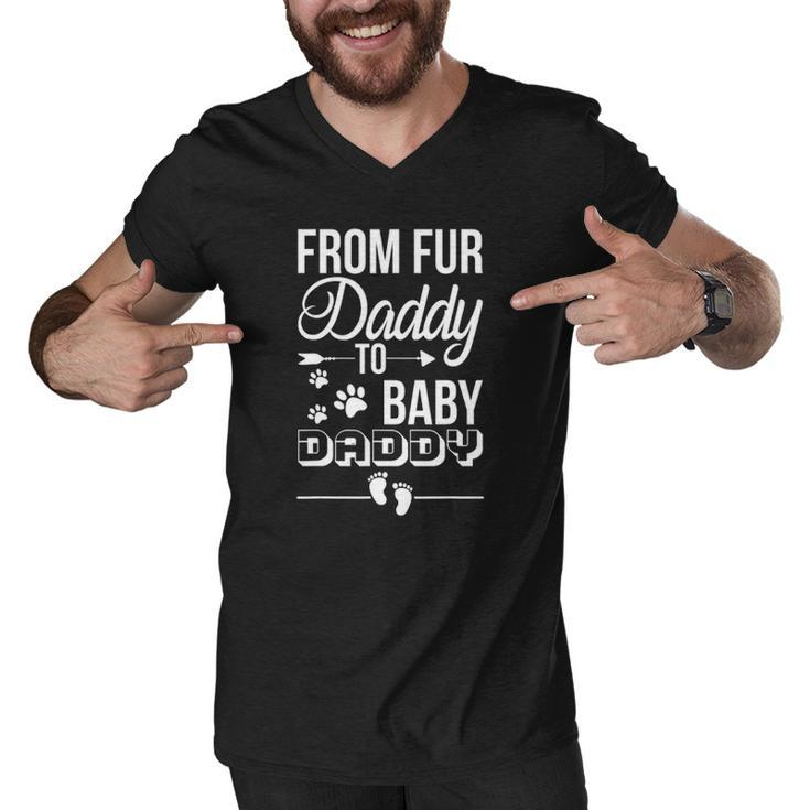 From Fur Daddy To Baby Daddy - Dad Fathers Day Pregnancy Men V-Neck Tshirt