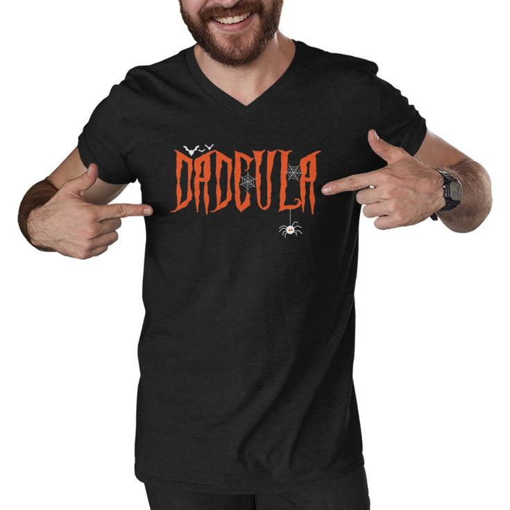 Funny Dadcula Halloween Dad Costume Spider Webs Dracula 2021  Men V-Neck Tshirt