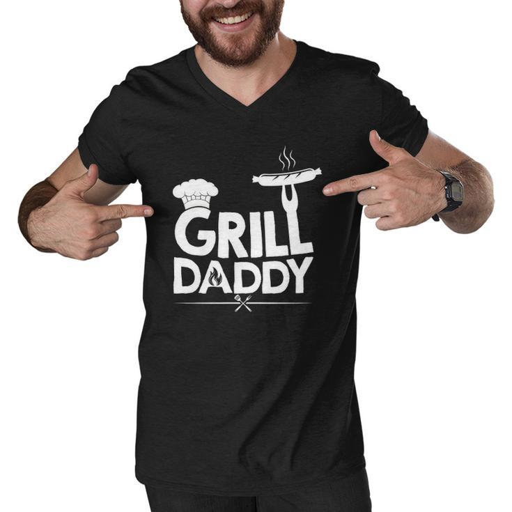 Grill Daddy Funny Grill Father Grill Dad Fathers Day Men V-Neck Tshirt