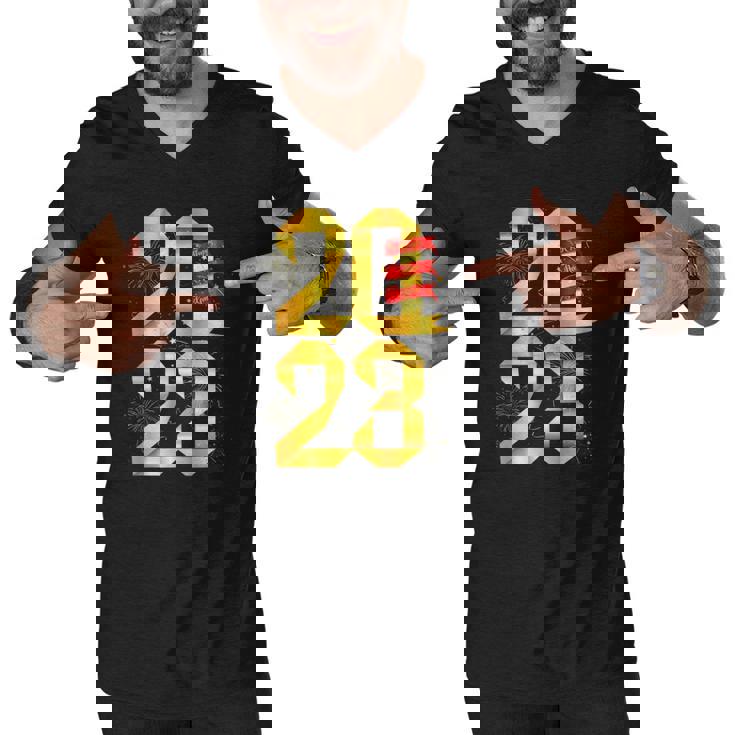 Happy New Year 2023 New Years Eve Party Supplies Nye Men V-Neck Tshirt