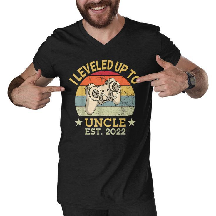 Leveled Up To Uncle Est 2022 Promoted New Uncle Video Gamer  Men V-Neck Tshirt