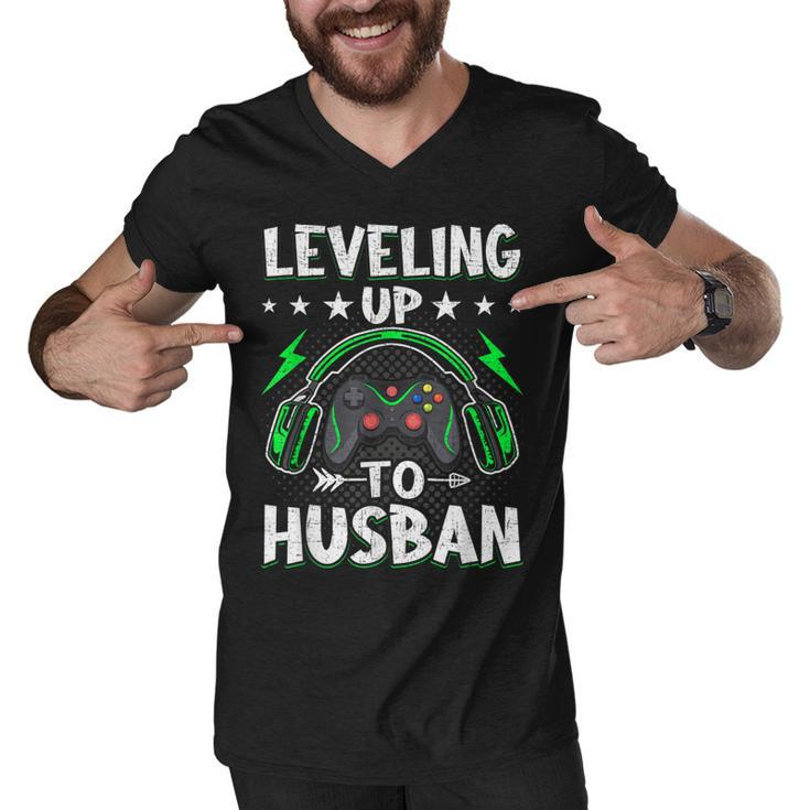 Leveling Up To Husban Husband Video Gamer Gaming  Men V-Neck Tshirt
