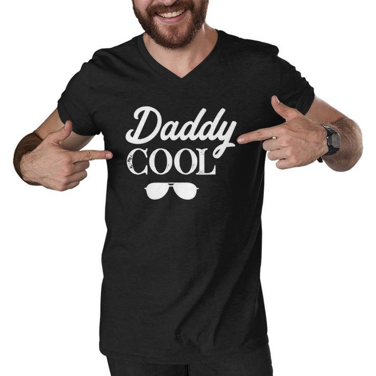 Mens Daddy Cool With Sunglasses Graphics - Gift Men V-Neck Tshirt