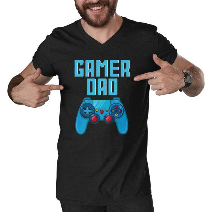 Mens Gamer Dad Cute Video Gaming Fathers Day Game Controller Men V-Neck Tshirt
