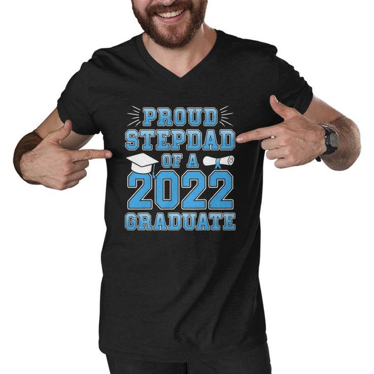 Mens Proud Stepdad Of A 2022 Graduate Stepfather Graduation Party Men V-Neck Tshirt