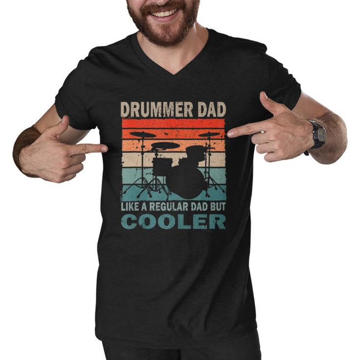 Mens Retro Vintage Drummer Dad Music Lover & Fan Fathers Day  Men V-Neck Tshirt