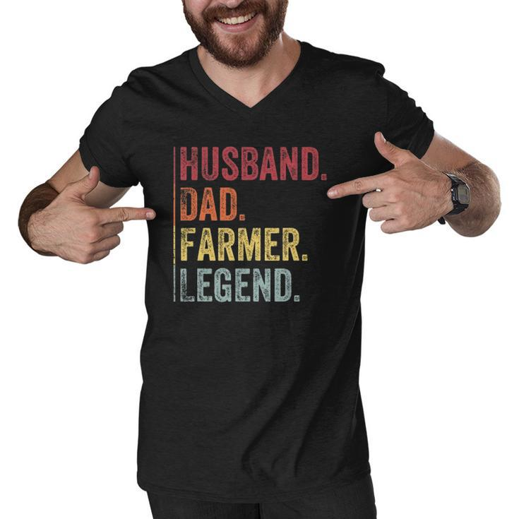 Mens Vintage Husband Dad Farmer Legend Gift For Fathers Day Men V-Neck Tshirt