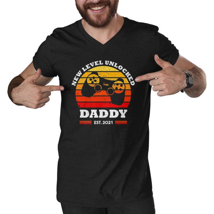 New Level Unlocked Daddy 2021 Up Gonna Be Dad Father Gamer Men V-Neck Tshirt