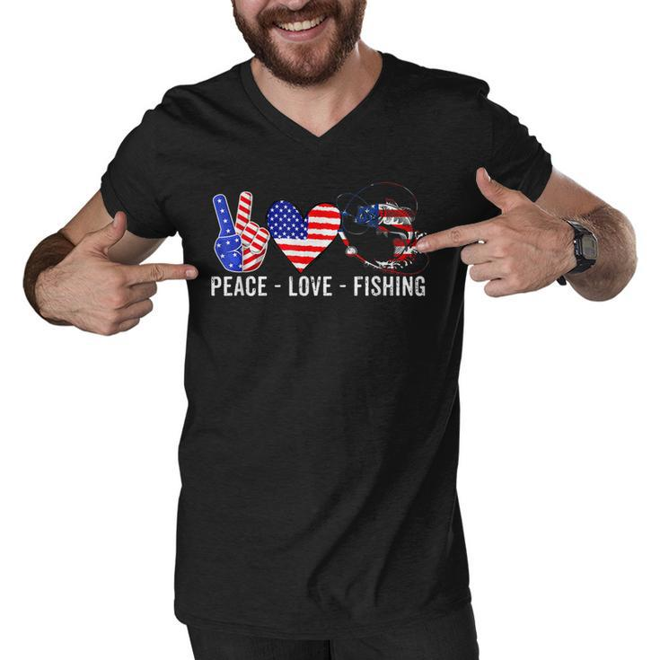 Peace Love Fishing America 4Th July Patriotic Heart Sign  Men V-Neck Tshirt