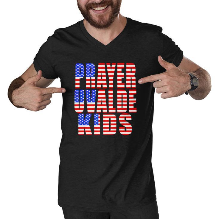 Pray For Uvalde Texas Kids Us Flag Text Men V-Neck Tshirt