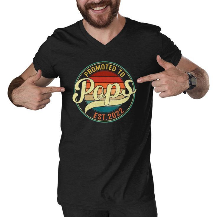 Promoted To Pops Est 2022 Soon To Be Pregnancy Announcement Men V-Neck Tshirt