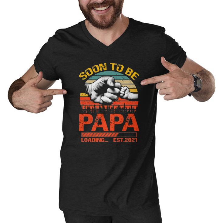 Soon To Be Papa Est 2022 New Papa Vintage Men V-Neck Tshirt