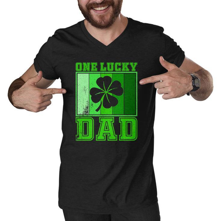 St Patricks Day One Lucky Dad  Vintage Father Gift Men V-Neck Tshirt