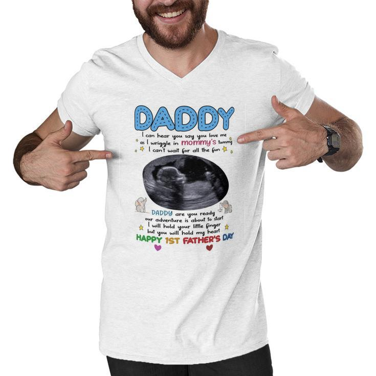 Daddy Happy 1St Fathers Day Dad To Be Mug Men V-Neck Tshirt