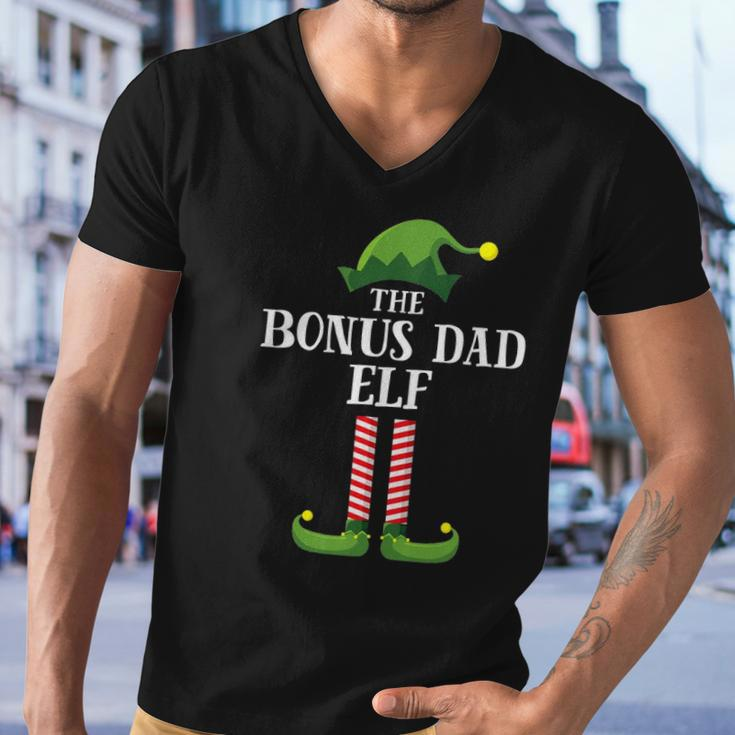 Bonus Dad Elf Matching Family Group Christmas Party Pajama Men V-Neck Tshirt