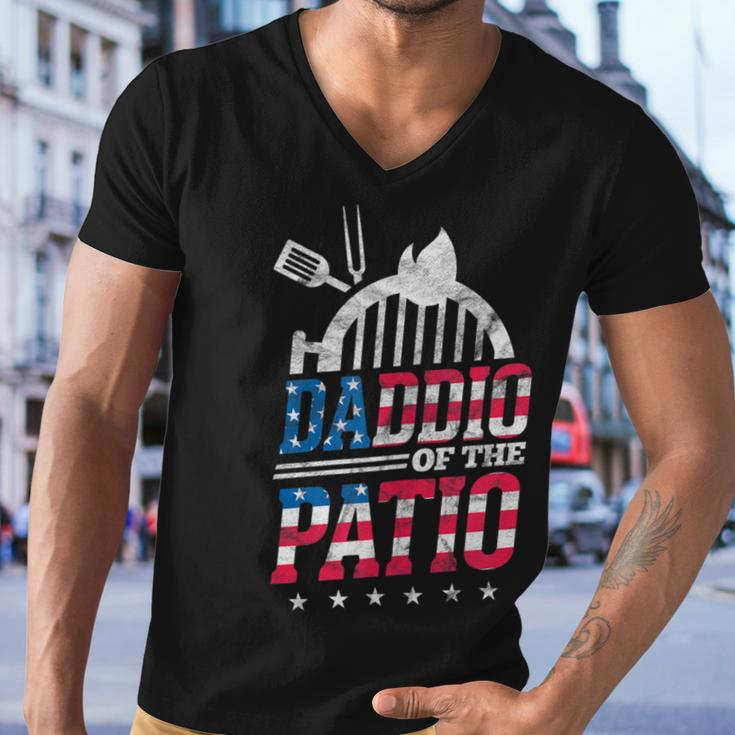 Daddio Of The Patio Usa Flag Patriotic Bbq Dad 4Th Of July Men V-Neck Tshirt
