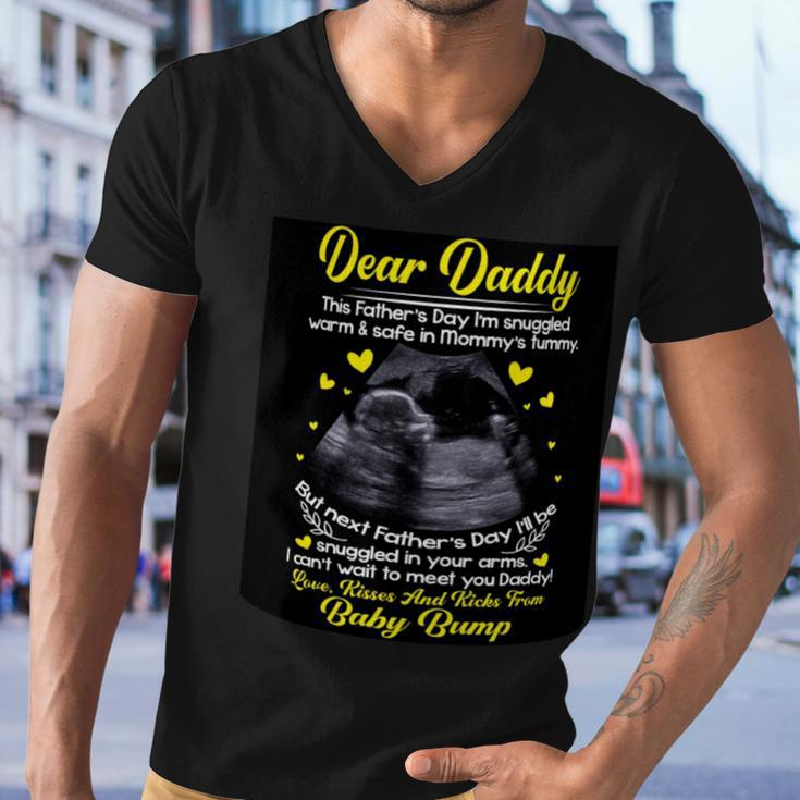 Dear Daddy I Cant Wait To Meet You Fathers Day Mug 3 Men V-Neck Tshirt