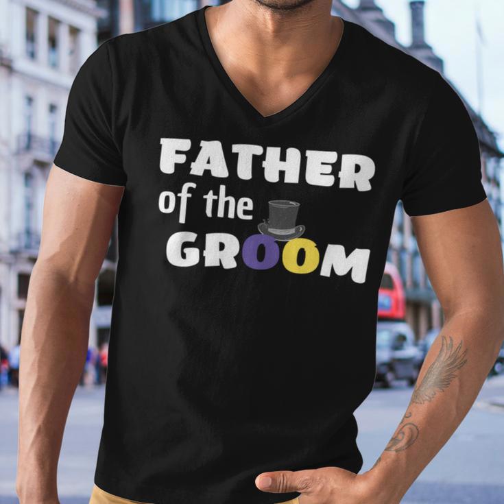 Father Of The Groom Getting Ready For The Wedding Men V-Neck Tshirt