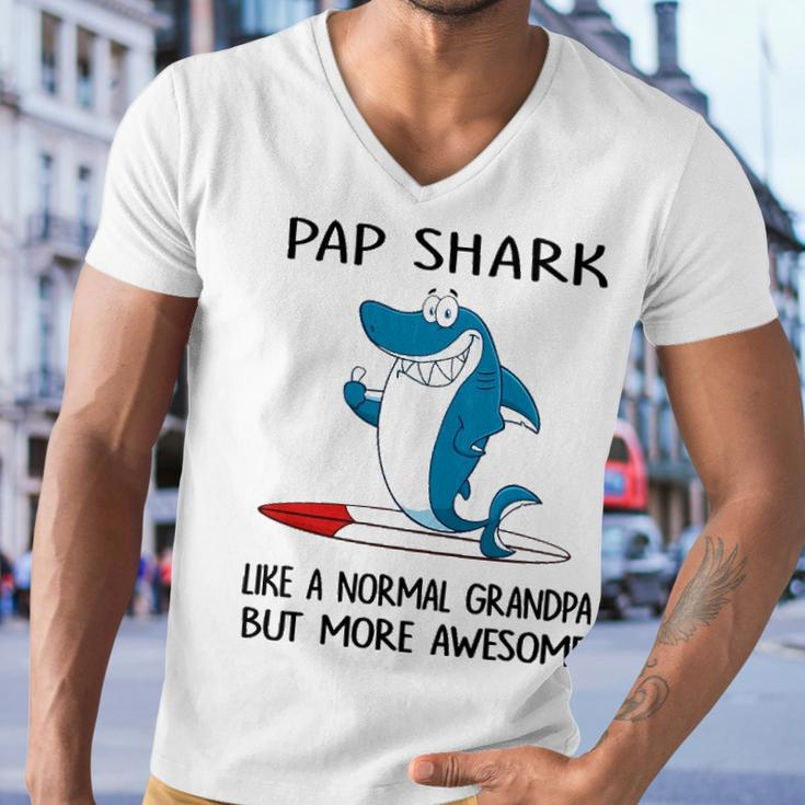 Pap Grandpa Gift Pap Shark Like A Normal Grandpa But More Awesome Men V-Neck Tshirt