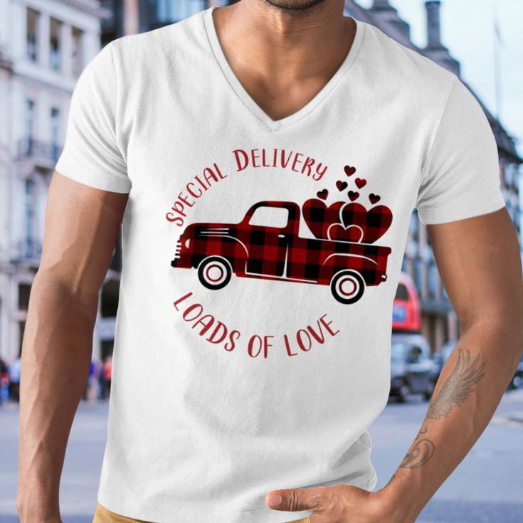 Special Delivery Valentines Car Red Plaid Men V-Neck Tshirt