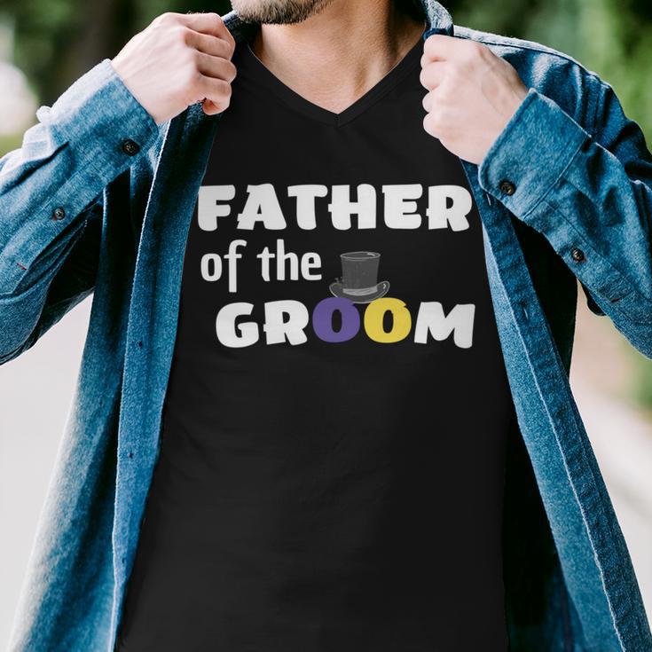 Father Of The Groom Getting Ready For The Wedding Men V-Neck Tshirt