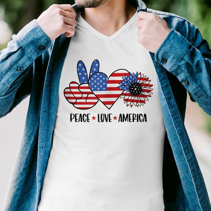 Patriotic 4Th Of July Peace Love America Men V-Neck Tshirt