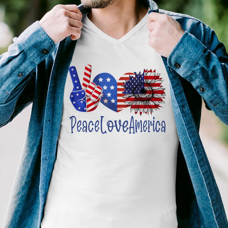 Peace Love America 4Th July Patriotic Sunflower Heart Sign V3 Men V-Neck Tshirt