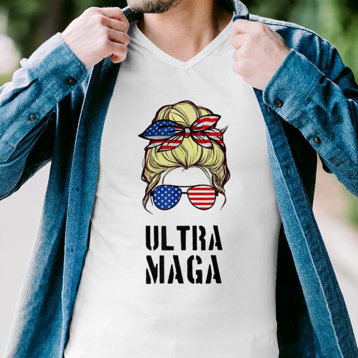 Ultra Mega Messy Bun 2022 Trump Republicans Conservatives Men V-Neck Tshirt