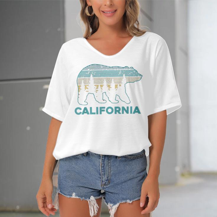 California Bear Vintage Retro Nature Hiking Souvenir 465 Trending Shirt Women's Bat Sleeves V-Neck Blouse