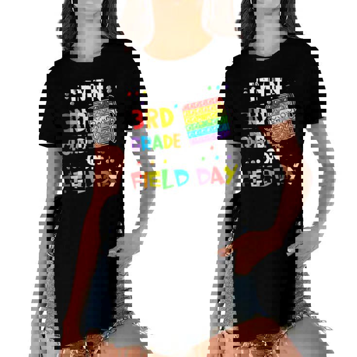Im In 3Rd Grade On Field Day 2022 Pop It Kids Boys Girls  Women's Short Sleeves T-shirt With Hem Split