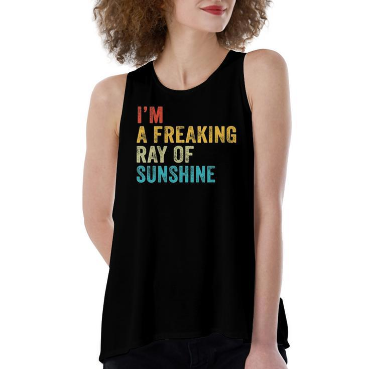 Im A Freaking Ray Of Sunshine Sarcastic Vintage Retro Women's Loose Tank Top
