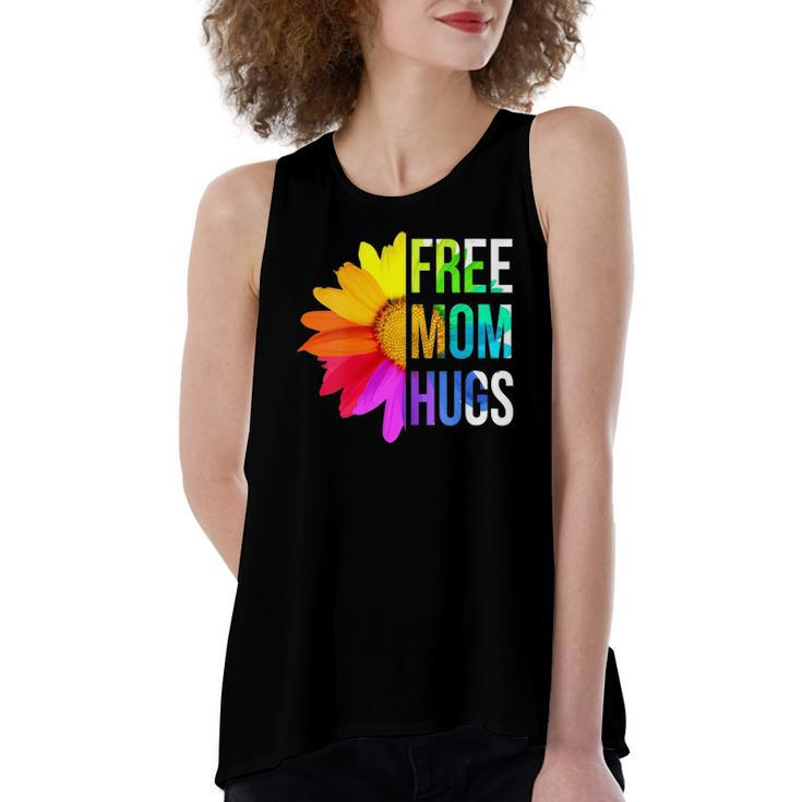 Free Mom Hugs Gay Pride Lgbt Daisy Rainbow Flower Hippie Women's Loose Tank Top
