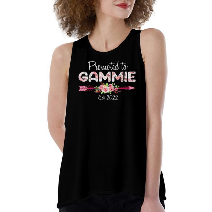 Promoted To Gammie Est 2022 Tee Cute Women's Loose Tank Top