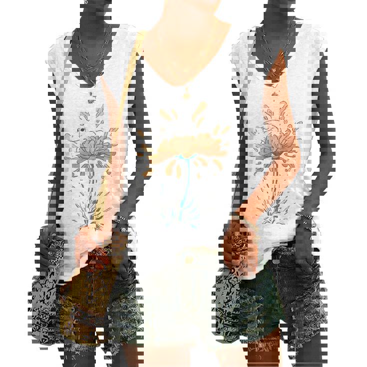 Frog On Flowers Nature Flower Leaves Petals Women's V-neck Tank Top