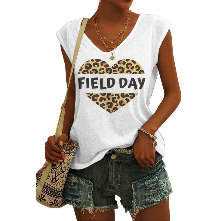 Teachers Field Day Leopard Heart Last Day Of School Kids Men Women's Vneck Tank Top