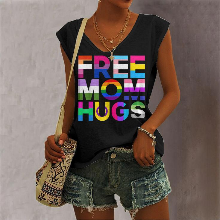 Free Mom Hugs Rainbow Lgbtq Lgbt Pride Month Women's V-neck Tank Top