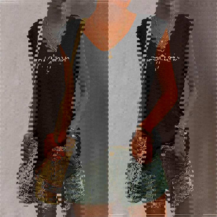 Pug Mom Mom Breed Pet Dog Puppy Pug Women's V-neck Tank Top Pug Mom Mom Breed Pet Dog Puppy Pug Women's V-neck Tank Top