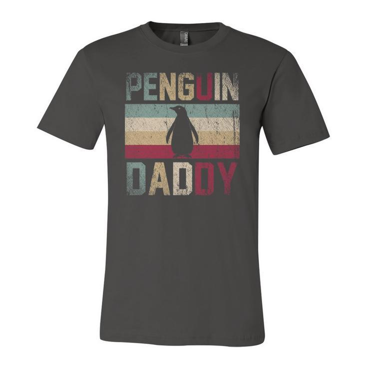 Fathers Day Idea Animal Lover Dad Retro Penguin Jersey T-Shirt