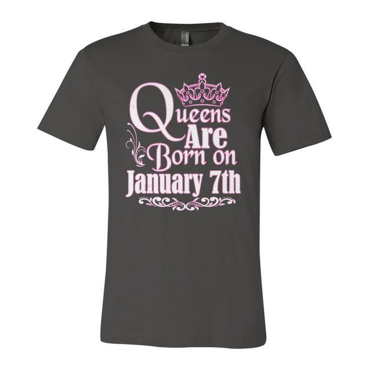 Queens Are Born On January 7Th Capricorn Aquarius Birthday Jersey T-Shirt