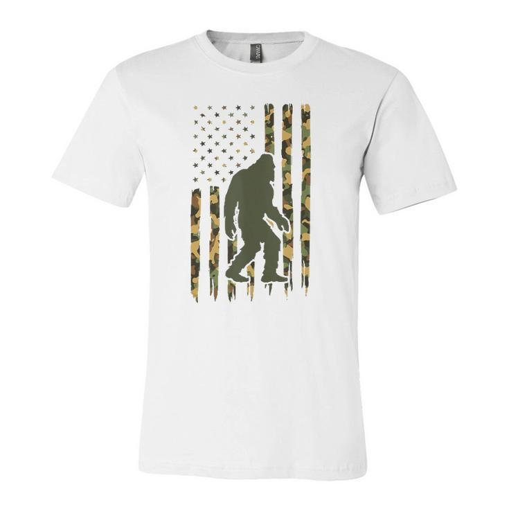 Camo Big Foot Sasquatch Vintage Bigfoot American Flag Jersey T-Shirt